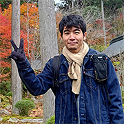 関戸 翔